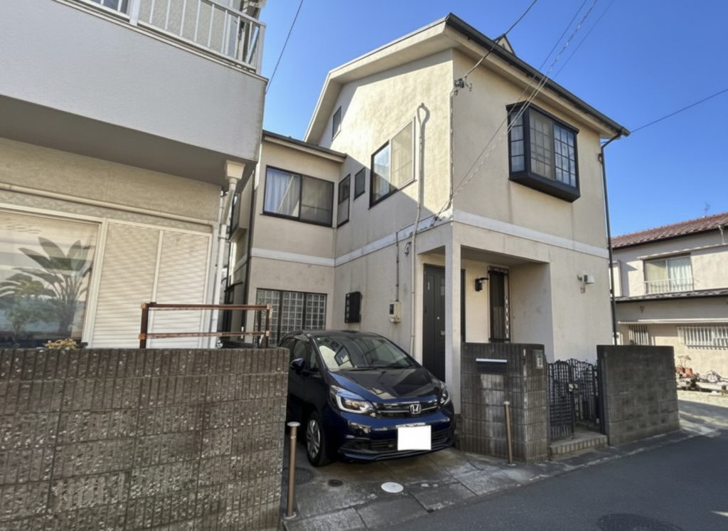 静かな街並みに、新しく生まれ変わる住まい。駅徒歩9分、土地82㎡超のリフォーム住宅。