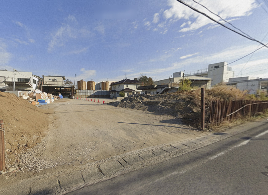 売倉庫・作業場・住宅　流山街道沿い　土地733坪　進入路