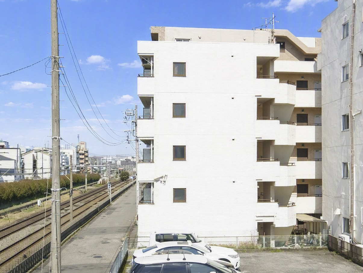 新検見川5分　RC5階建全28戸の一棟収益マンション　千葉市花見川区南花園2丁目　遠景