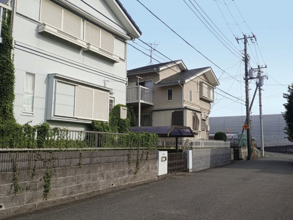 住宅用地　矢切駅徒歩9分　南東ひな壇　42.3坪　市川市北国分1丁目　斜１