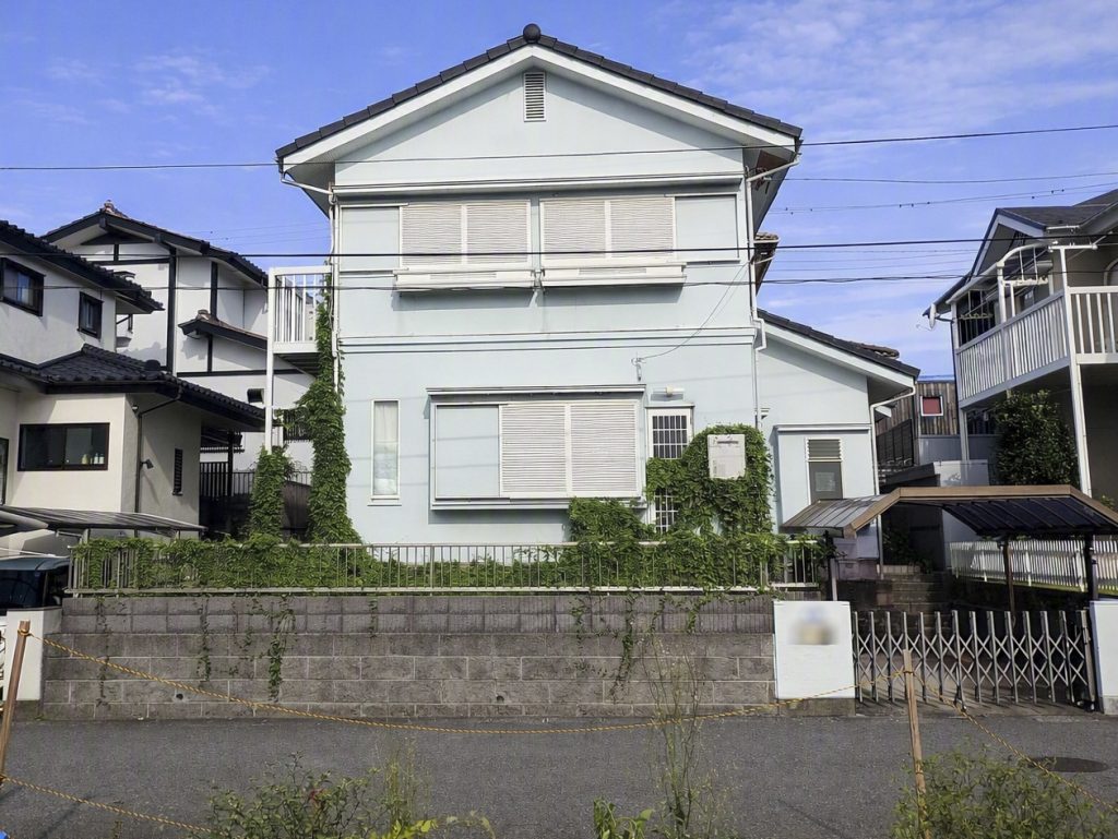 住宅用地　矢切駅徒歩9分　南東ひな壇　42.3坪　市川市北国分1丁目　全景