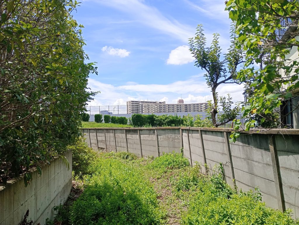 大型アパート用地 195坪 千住桜木1丁目 万年塀