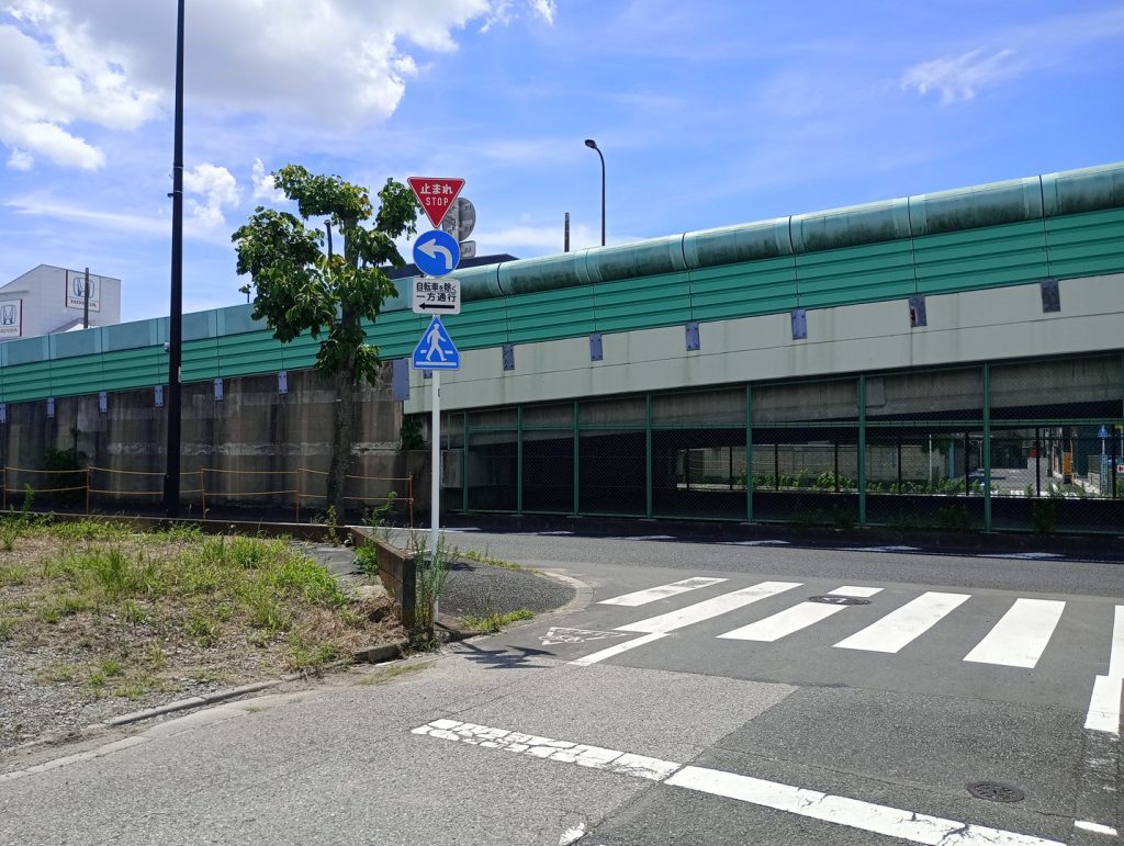 事業用地 角地 49.91坪 準工 葛飾区奥戸6丁目 T字路付近