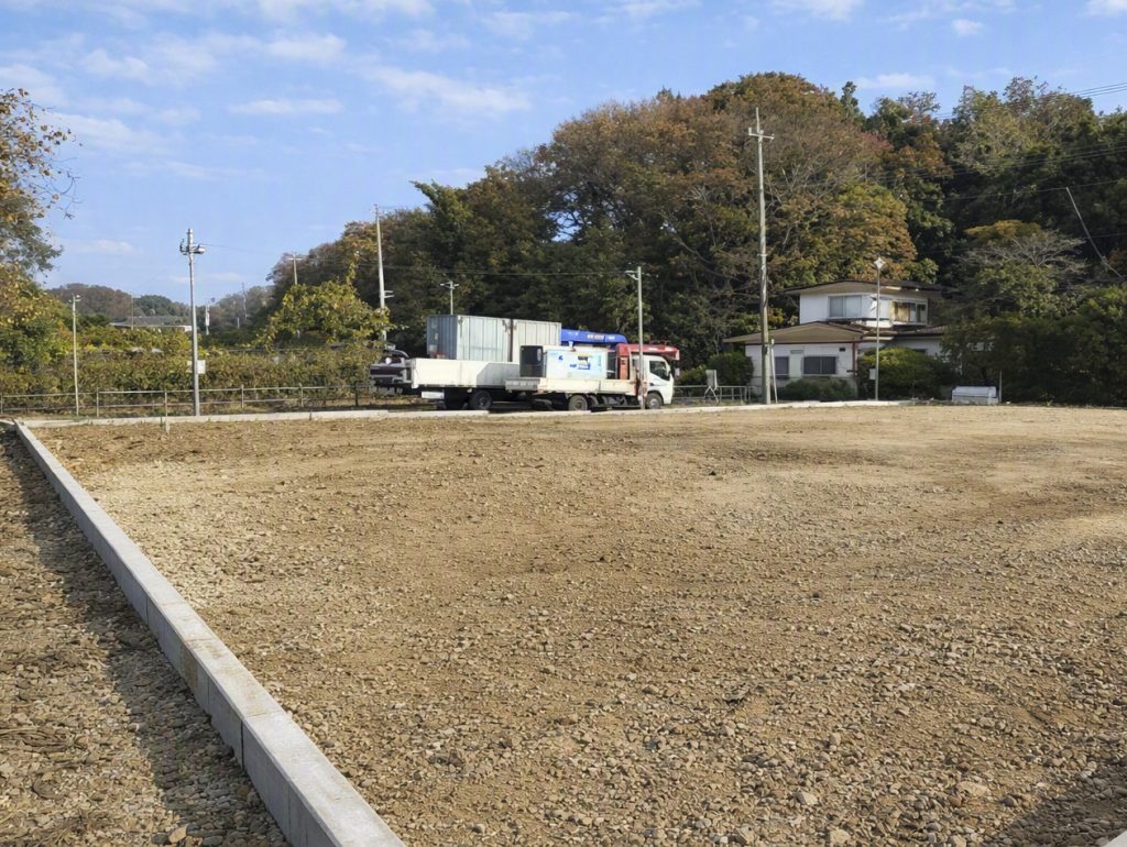 資材置場・車両置場 鎌ヶ谷市佐津間 奥から1