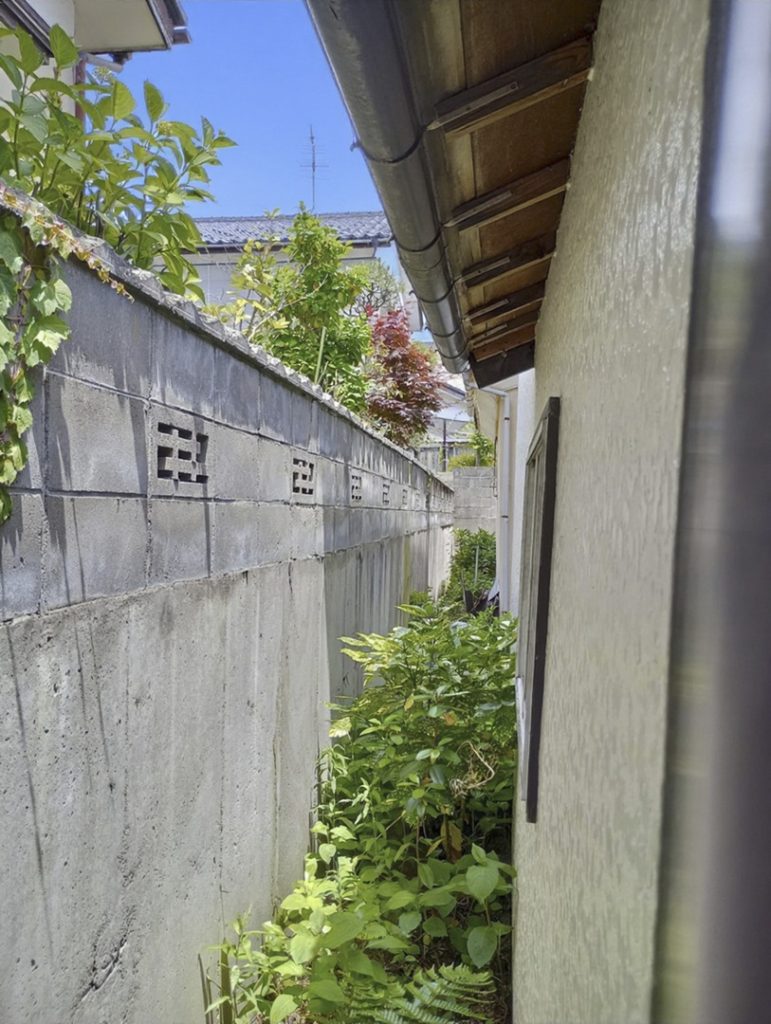 住宅用地　新潟市西区青山新町　要難側擁壁