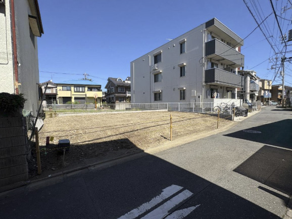 住宅用地　南道路　更地　葛西駅徒歩12分　建築条件なし　江戸川区東葛西2丁目　斜２