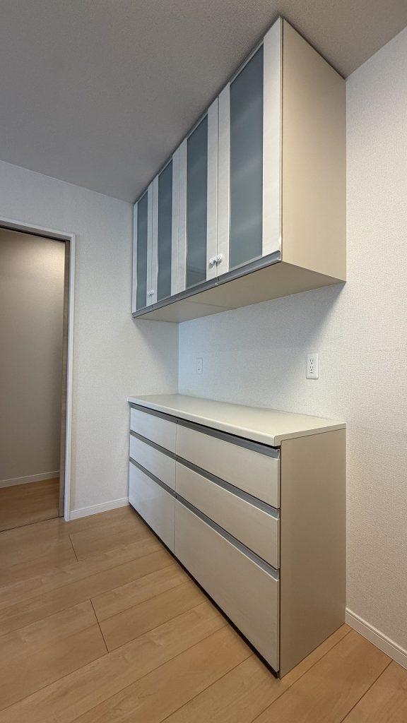 中古住宅 柏市あかね町 キャビネット2