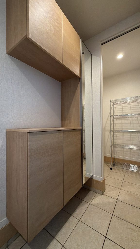 中古住宅 柏市あかね町 玄関脇収納2