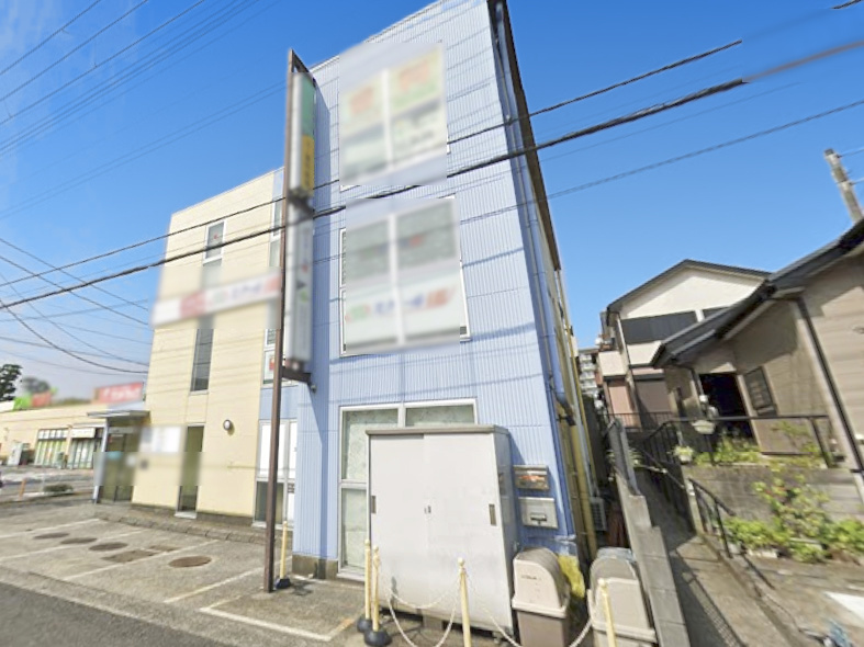 売収益ビル　土地77坪　S造3階建　店舗・診療所　満室　船橋市藤原3丁目　斜から